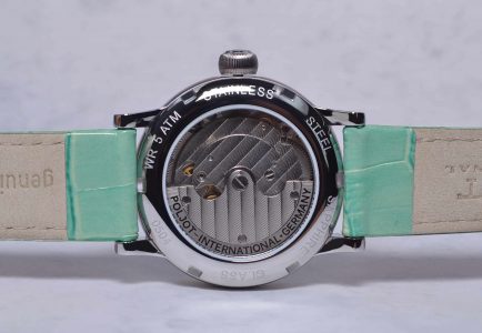 Rรผckseite_2706.1330122G